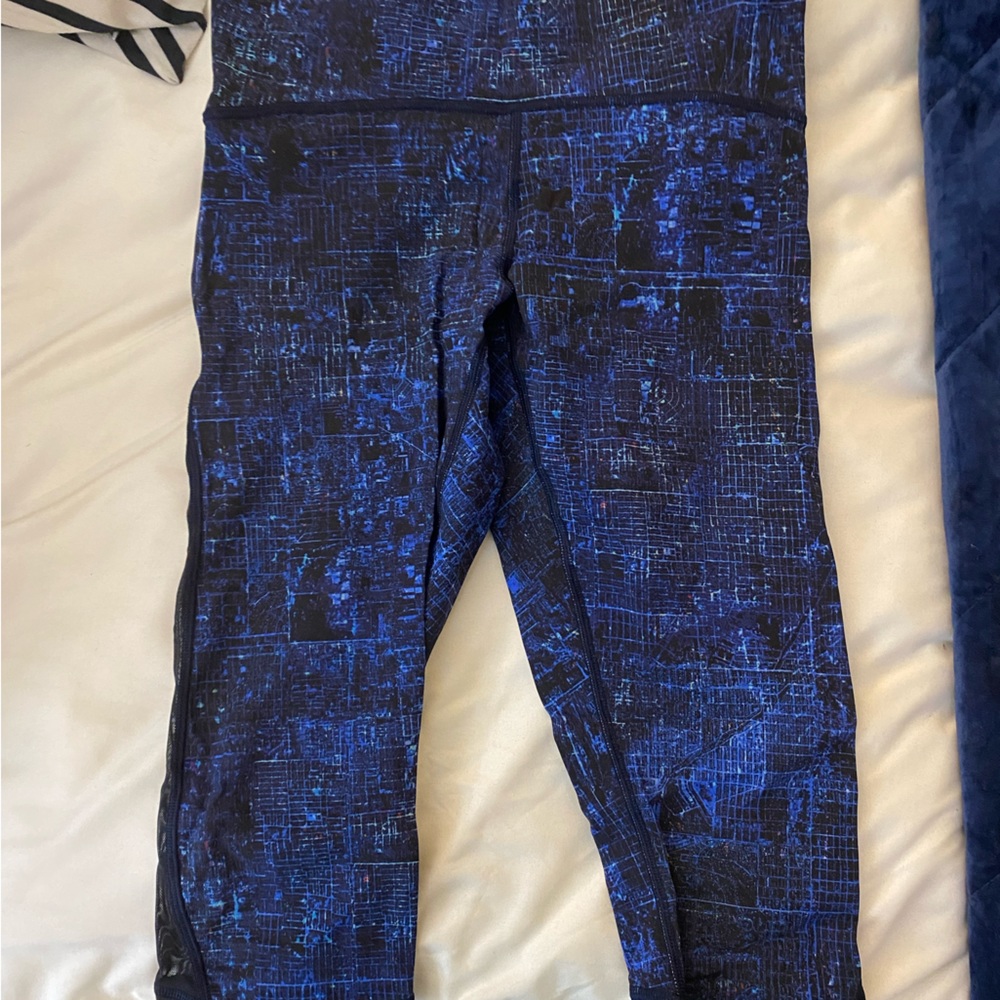 Lululemon crop leggings